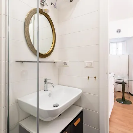 Old Trastevere * ローマ